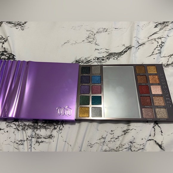 Urban Decay Heavy Metals Metallic Eyeshadow Palette - RARE - Picture 4 of 5